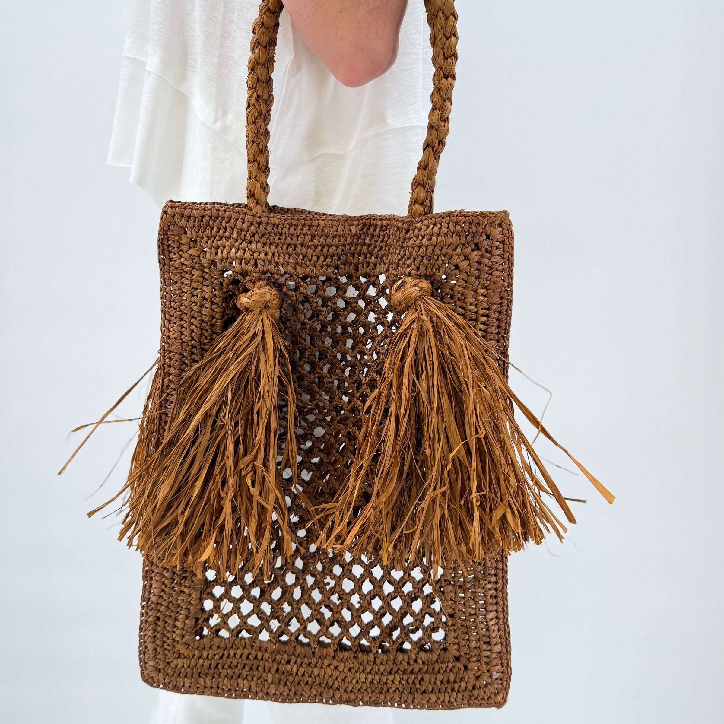 raffia beach bag
raffia shoulder bag
raffia bag beach