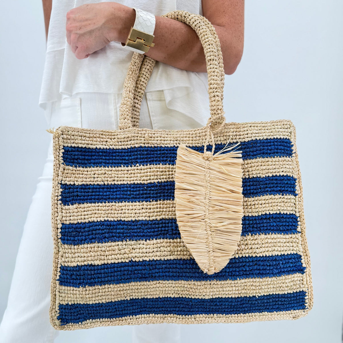 raffia beach bag
raffia shoulder bag
raffia bag beach