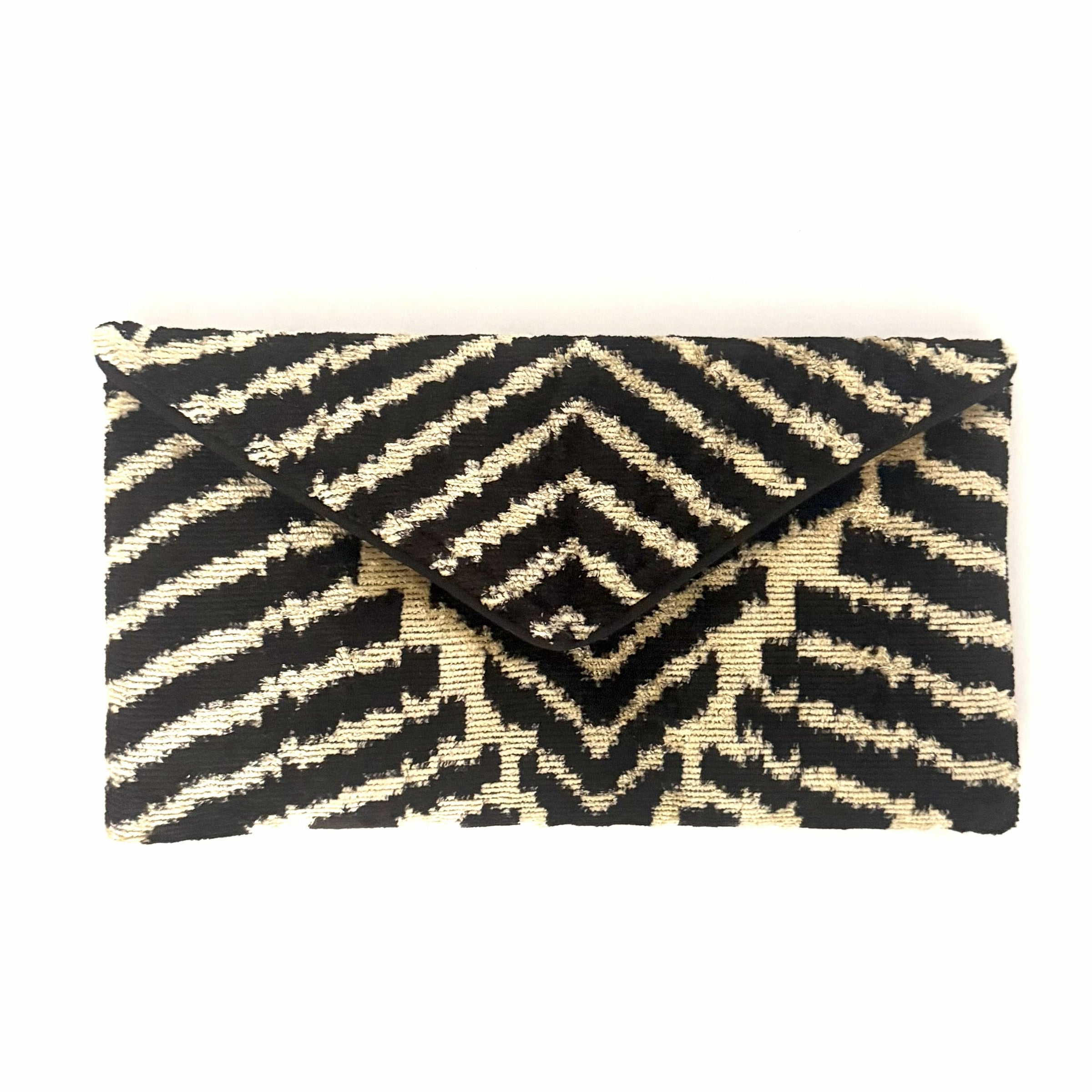 carpet handbag
carpet bag
carpet purse