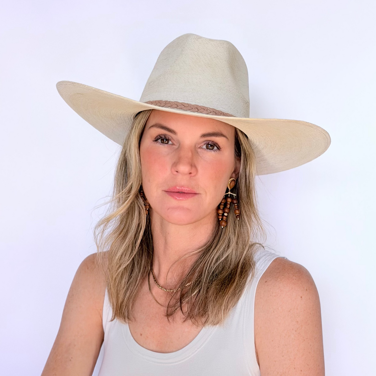 Eggshell Palm Hat with Leather Band