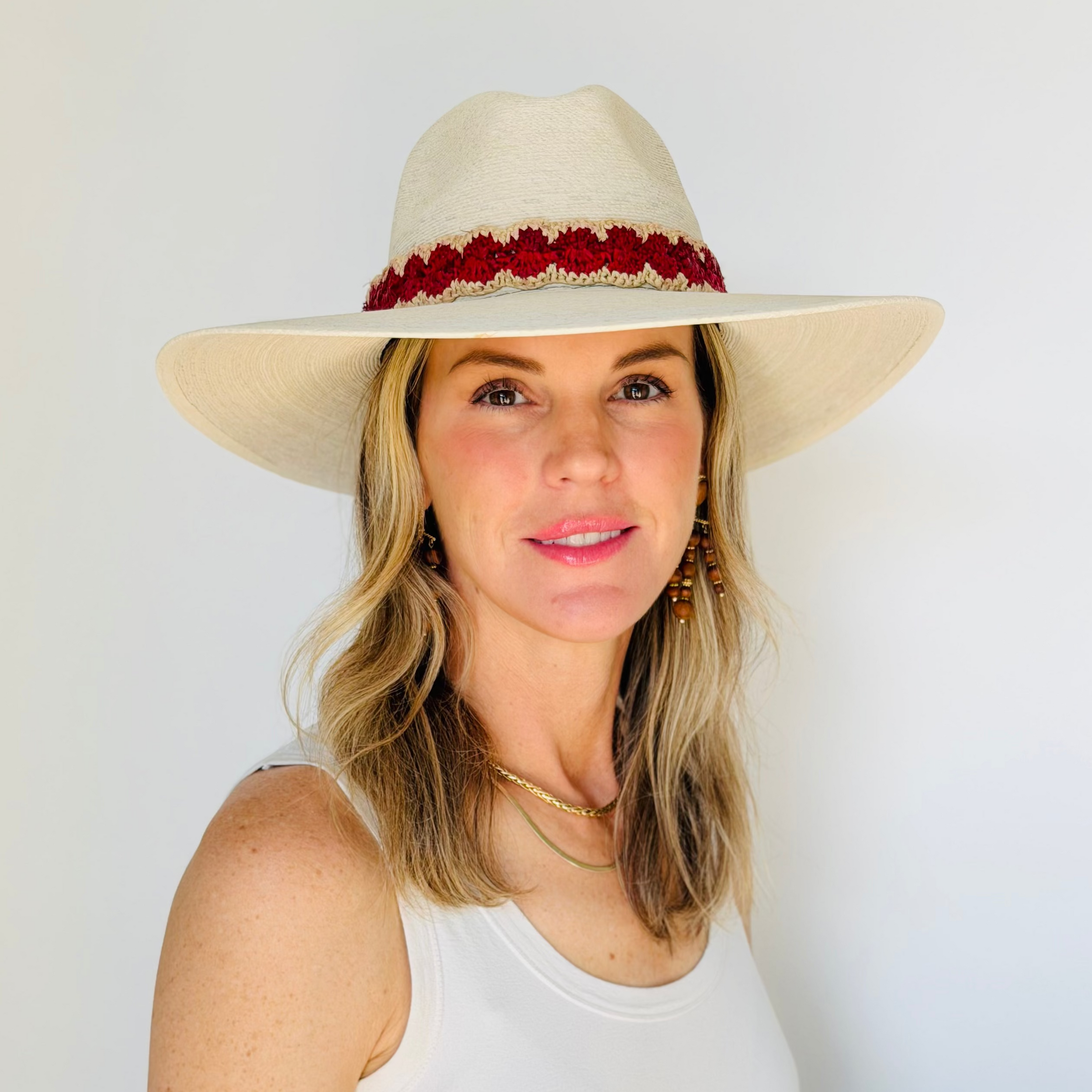 Baldiz Eggshell Palm Hat with Red Raffia Band