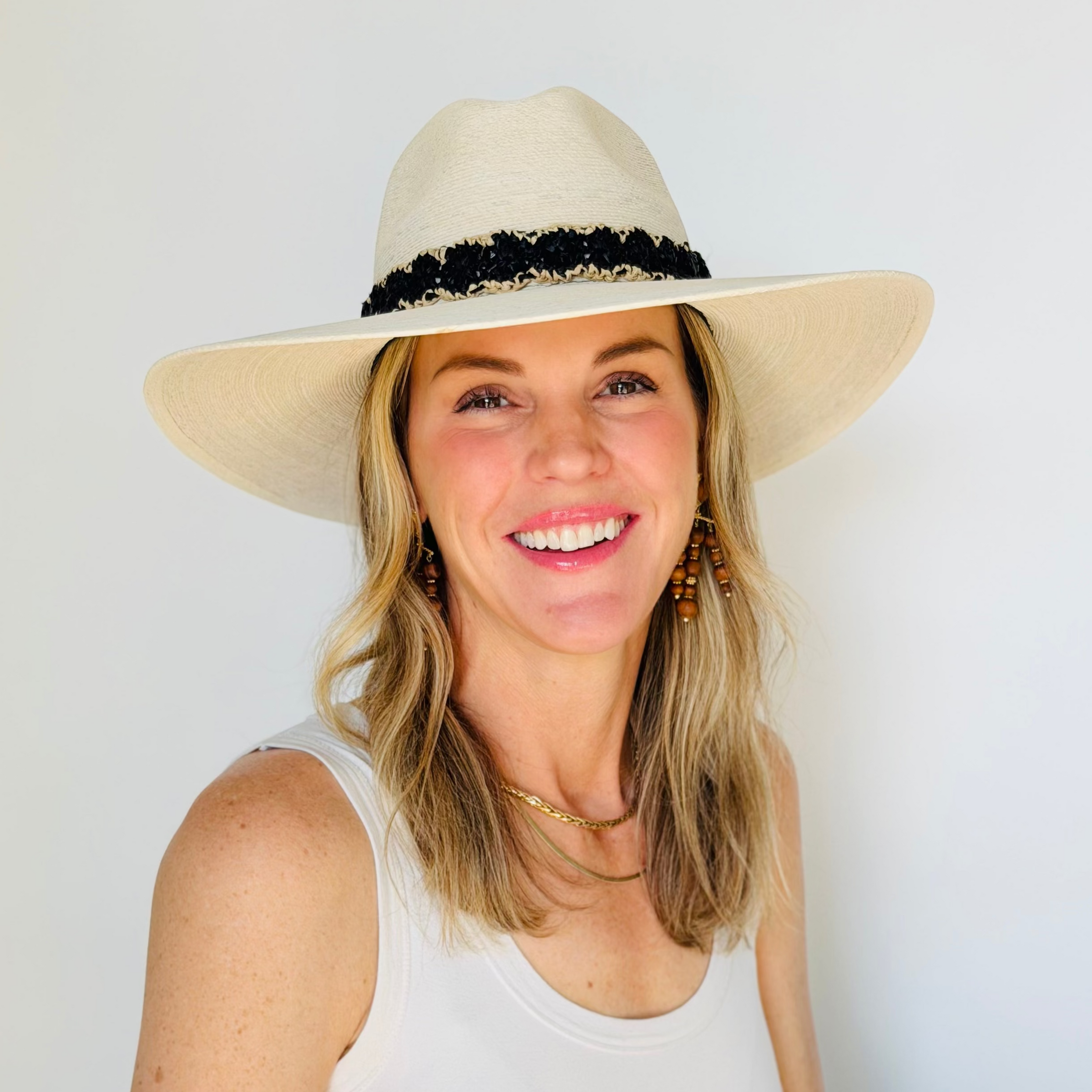 Baldiz Eggshell Palm Hat with Black Raffia Band