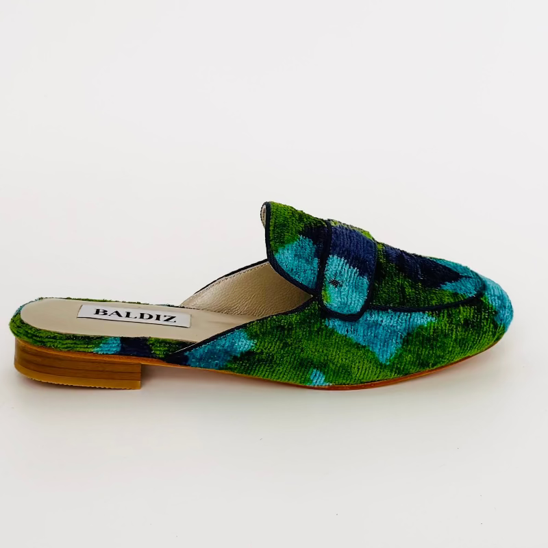 Green and Blue Flower Poppy Slide