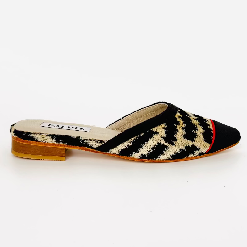 Black and Cream Patterned Valentina Slide