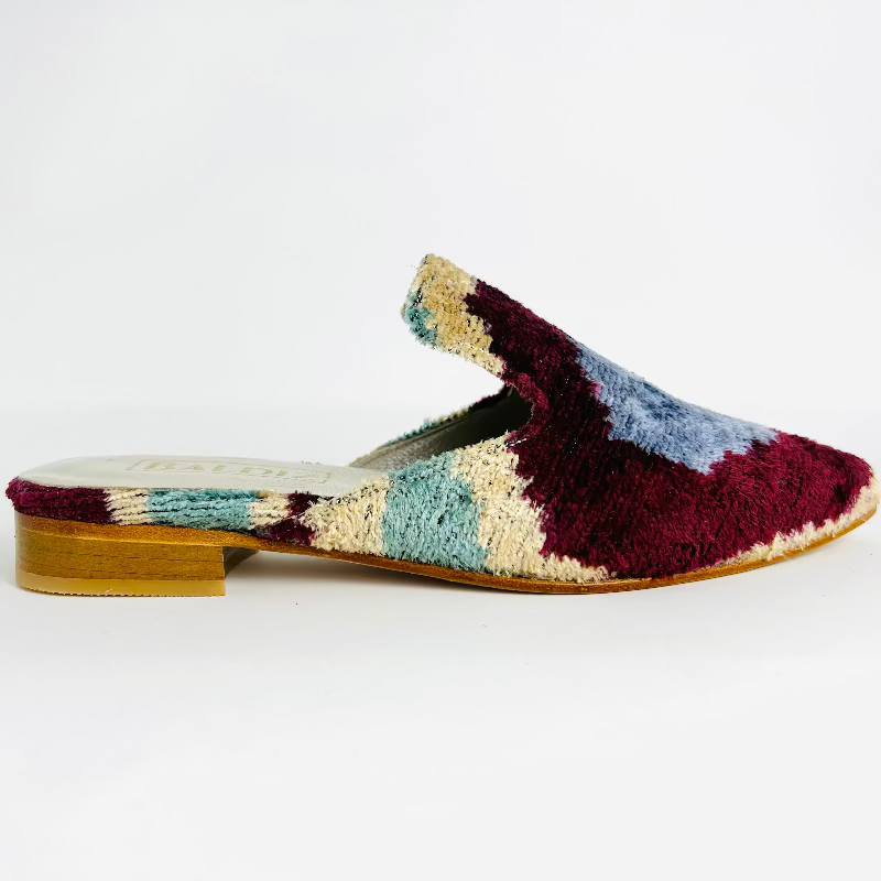 Marron and Blue Dot Amelia Slide