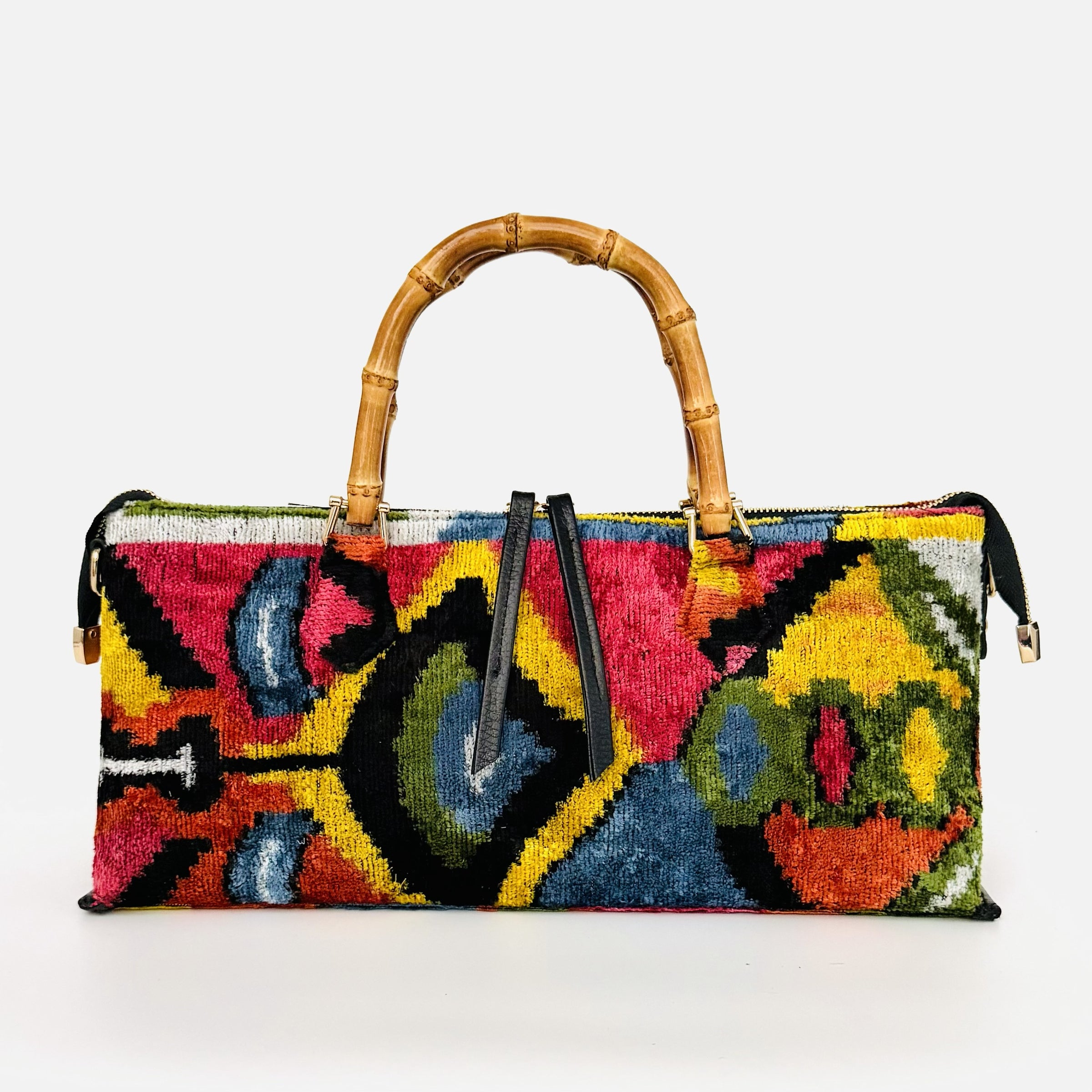 carpet handbag
carpet bag
carpet purse