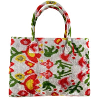 carpet handbag
carpet bag
carpet purse