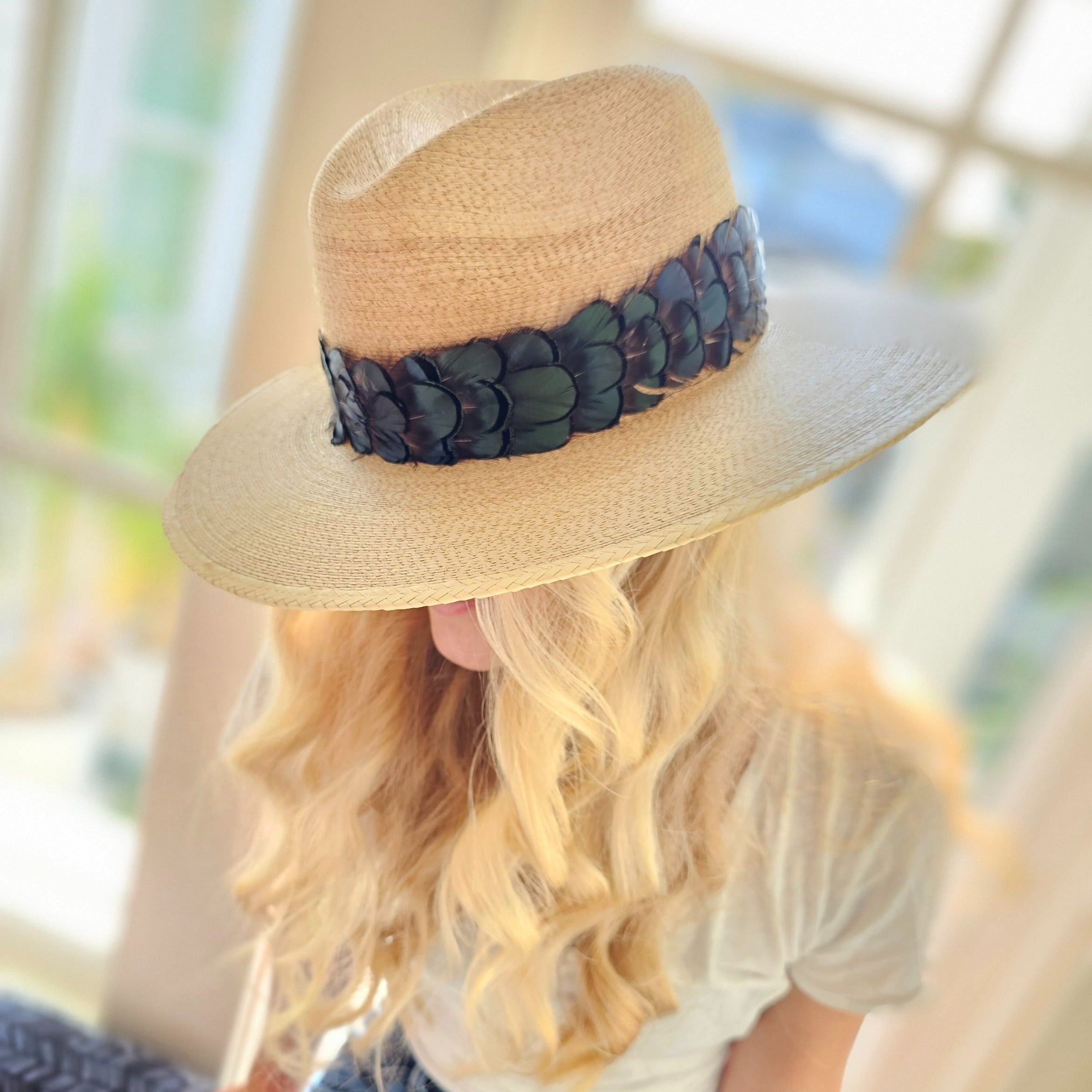 Sand Palm Hat with Green Feather